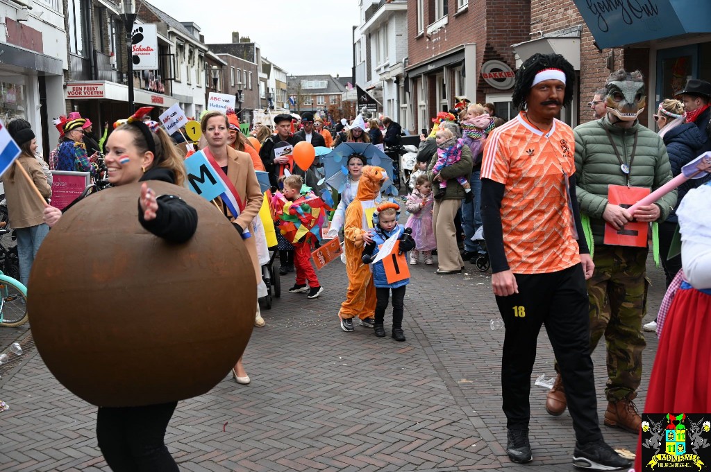 ../Images/Kinderoptocht 2025 110.jpg